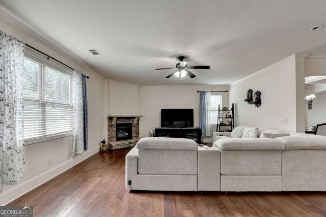 5705 Aspen Drive, Cumming, GA 30040