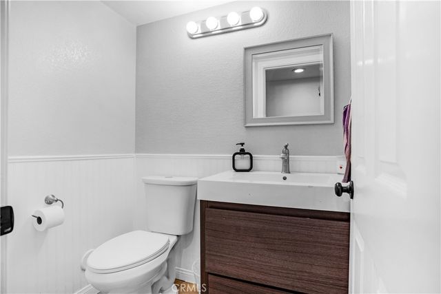 1312 Camelot, Corona, CA 92882
