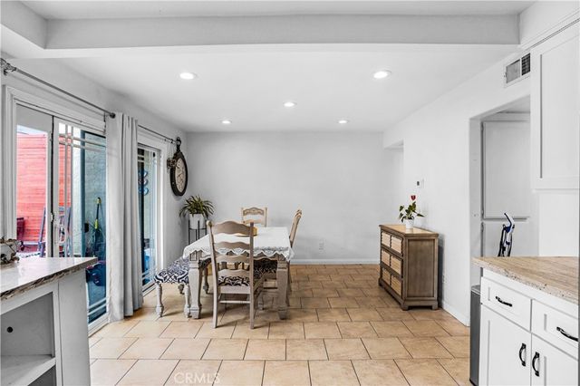 1312 Camelot, Corona, CA 92882