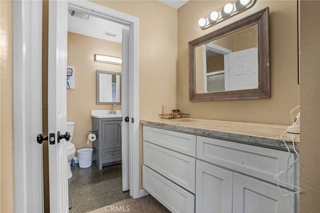 1312 Camelot, Corona, CA 92882