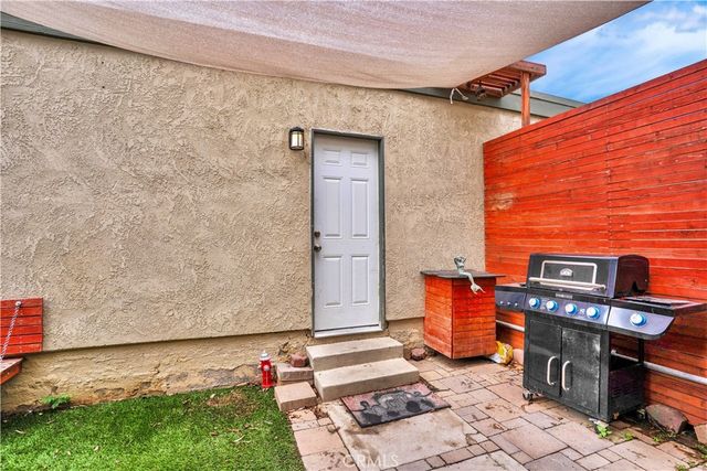 1312 Camelot, Corona, CA 92882