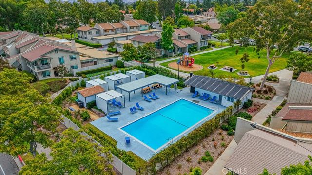1312 Camelot, Corona, CA 92882