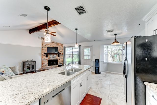 12211 Plumpoint Drive, Houston, TX 77099