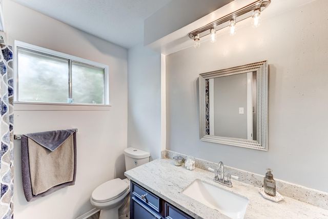 12211 Plumpoint Drive, Houston, TX 77099