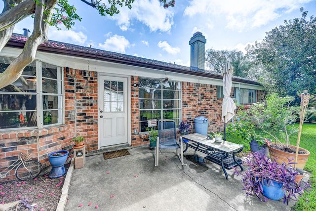 12211 Plumpoint Drive, Houston, TX 77099