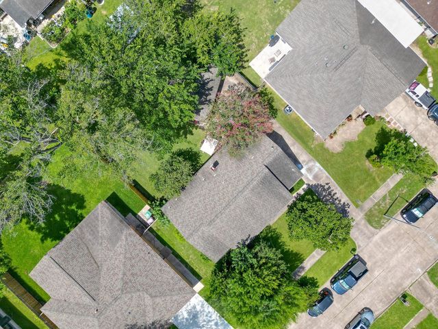 12211 Plumpoint Drive, Houston, TX 77099
