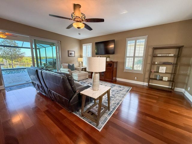 1881 RIVEREDGE DRIVE, Tarpon Springs, FL 34689