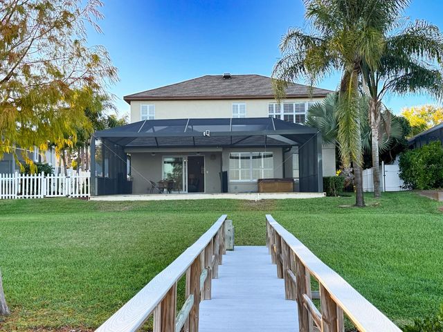 1881 RIVEREDGE DRIVE, Tarpon Springs, FL 34689