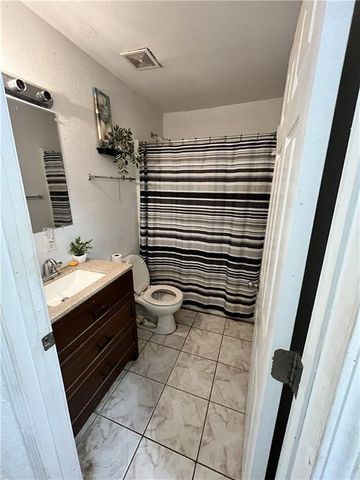 8309 Lake Ponchartrain Drive, Theodore, AL 36582