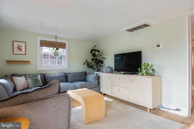 702 PURITAN ST, Baltimore, MD 21211