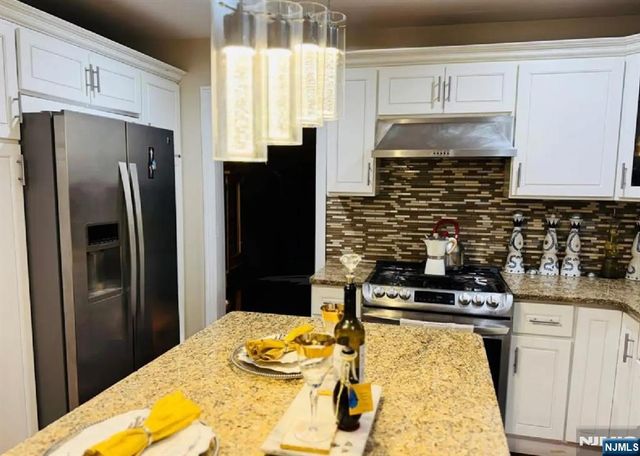 419-421 19th Avenue, Paterson, NJ 07504