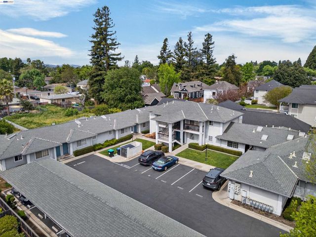 74 PETERS AVE, Pleasanton, CA 94566