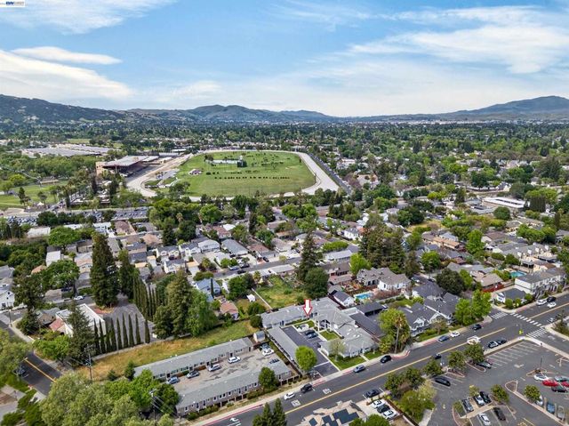 74 PETERS AVE, Pleasanton, CA 94566