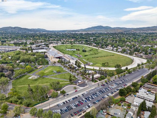 74 PETERS AVE, Pleasanton, CA 94566