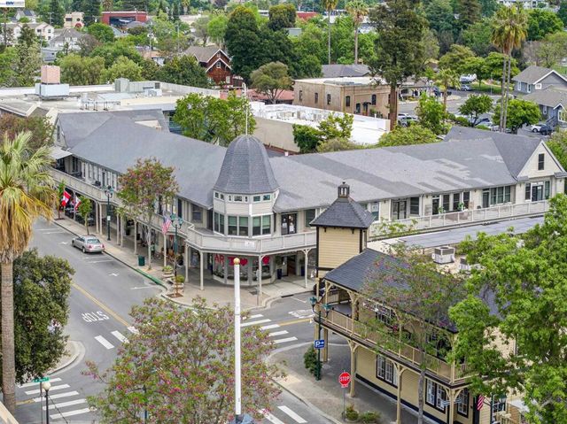 74 PETERS AVE, Pleasanton, CA 94566