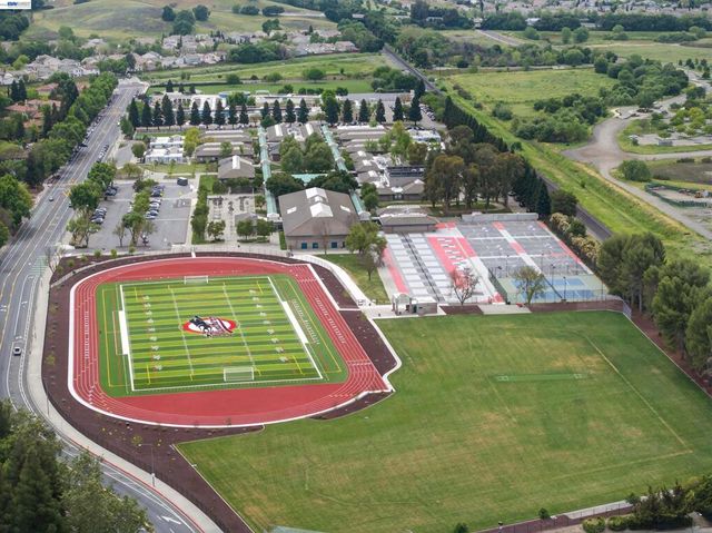 74 PETERS AVE, Pleasanton, CA 94566