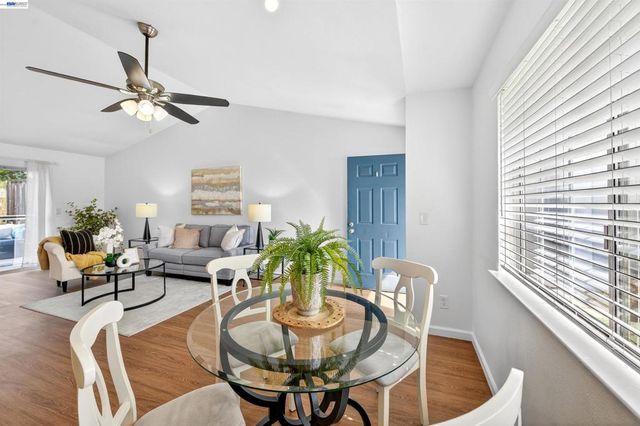 74 PETERS AVE, Pleasanton, CA 94566