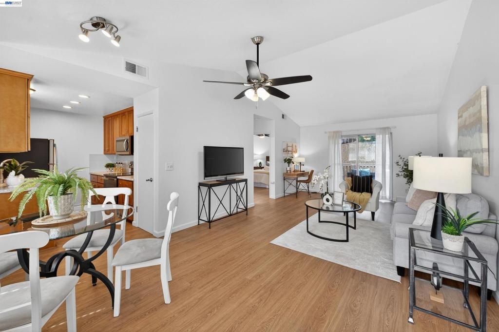 74 PETERS AVE, Pleasanton, CA 94566