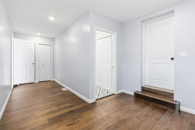 204 Crutchfield Street, Science Hill, KY 42553