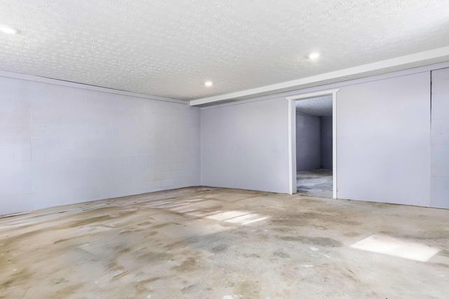 204 Crutchfield Street, Science Hill, KY 42553