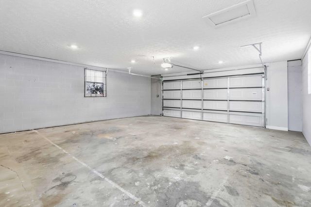 204 Crutchfield Street, Science Hill, KY 42553