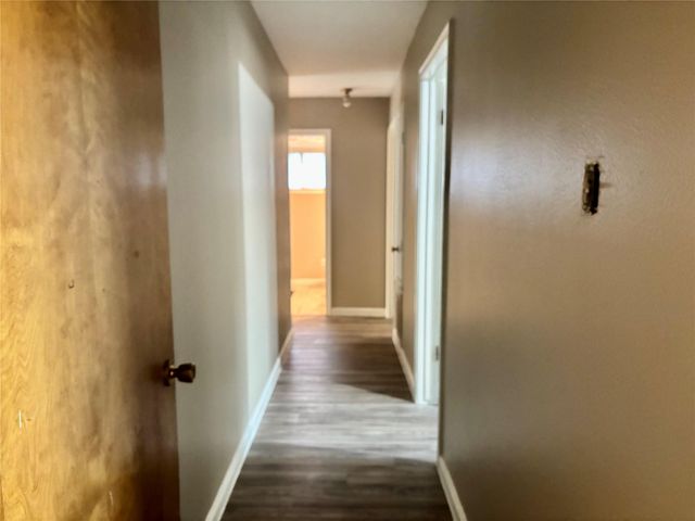 4906 Hollybrook Lane, Houston, TX 77039