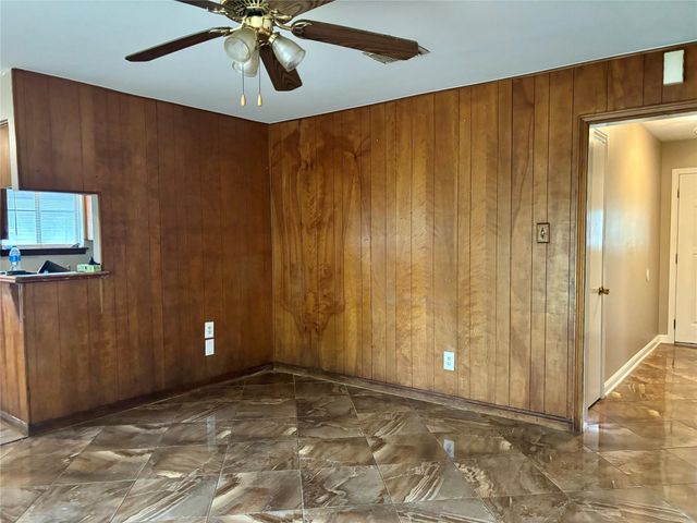 4906 Hollybrook Lane, Houston, TX 77039