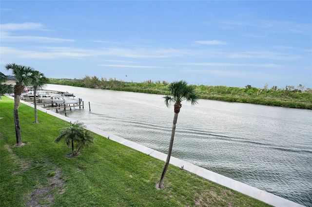 18325 GULF BOULEVARD 308, Redington Shores, FL 33708