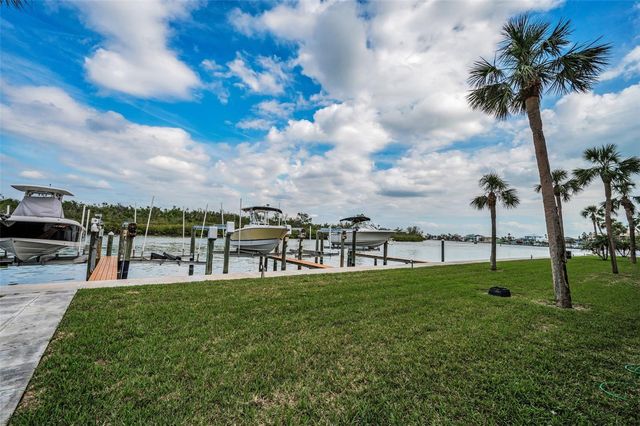 18325 GULF BOULEVARD 308, Redington Shores, FL 33708