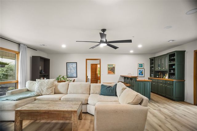 4606 W Centre Court, Rogers, AR 72758