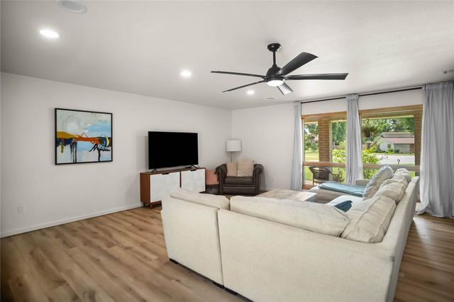 4606 W Centre Court, Rogers, AR 72758