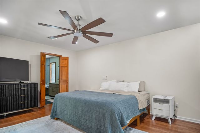 4606 W Centre Court, Rogers, AR 72758