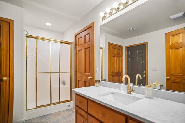 4606 W Centre Court, Rogers, AR 72758