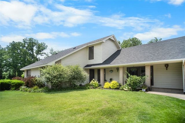 4606 W Centre Court, Rogers, AR 72758