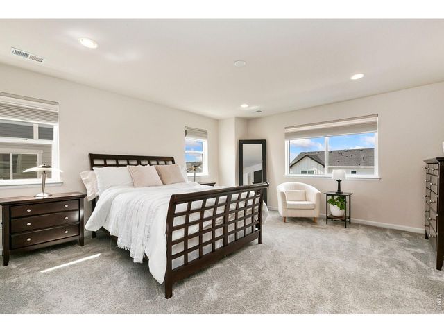 6465 Union Creek Dr, Loveland, CO 80538