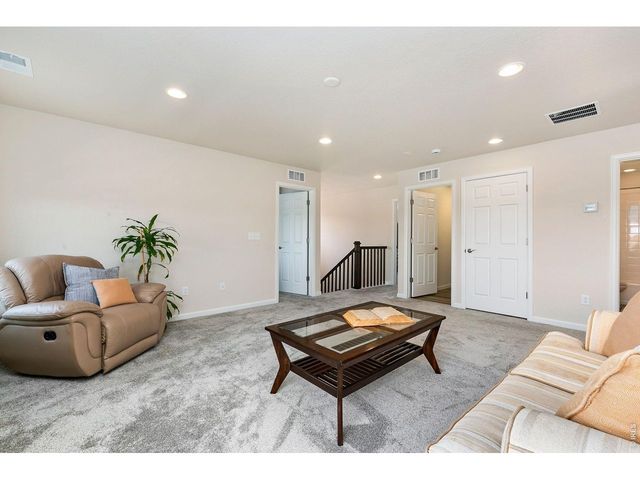 6465 Union Creek Dr, Loveland, CO 80538