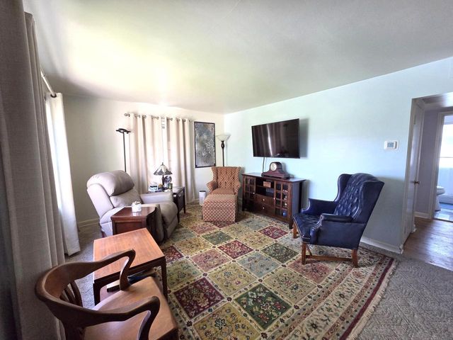 2961 72nd STREET, Milwaukee, WI 53210