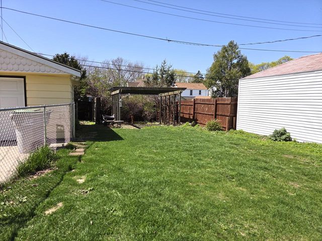 2961 72nd STREET, Milwaukee, WI 53210
