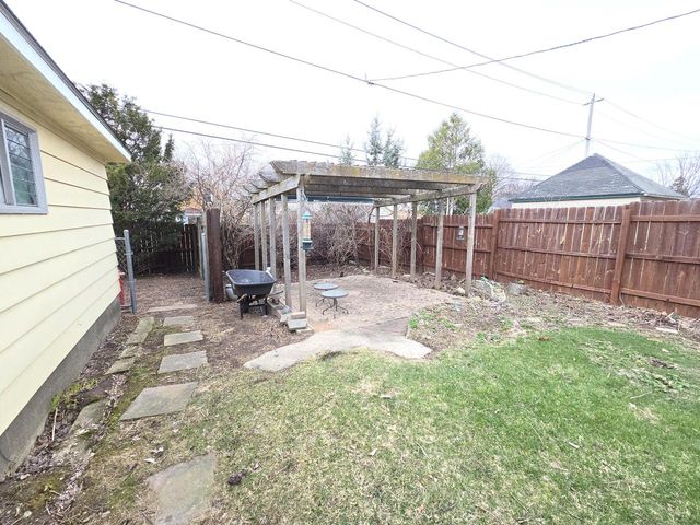 2961 72nd STREET, Milwaukee, WI 53210