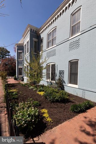 301 7TH ST NE, Washington, DC 20002