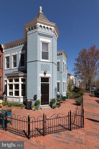 301 7TH ST NE, Washington, DC 20002