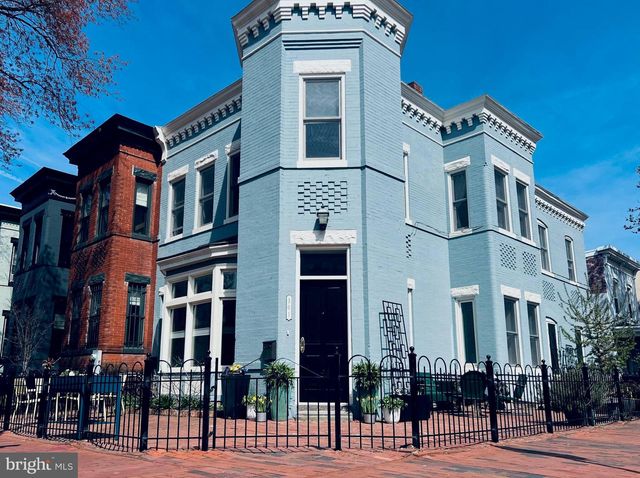 301 7TH ST NE, Washington, DC 20002