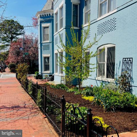 301 7TH ST NE, Washington, DC 20002