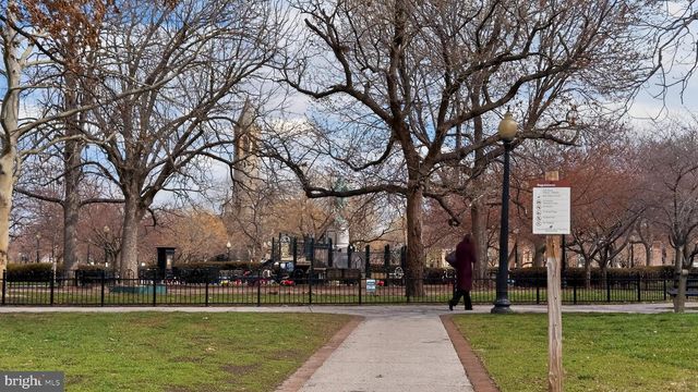 301 7TH ST NE, Washington, DC 20002