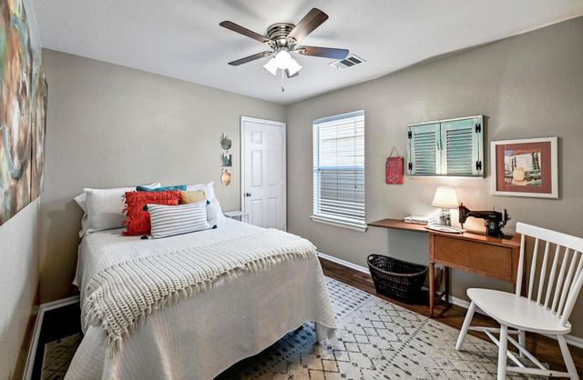 280 Spruce DR, Kyle, TX 78640