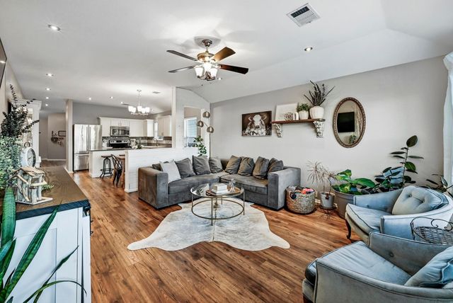 280 Spruce DR, Kyle, TX 78640