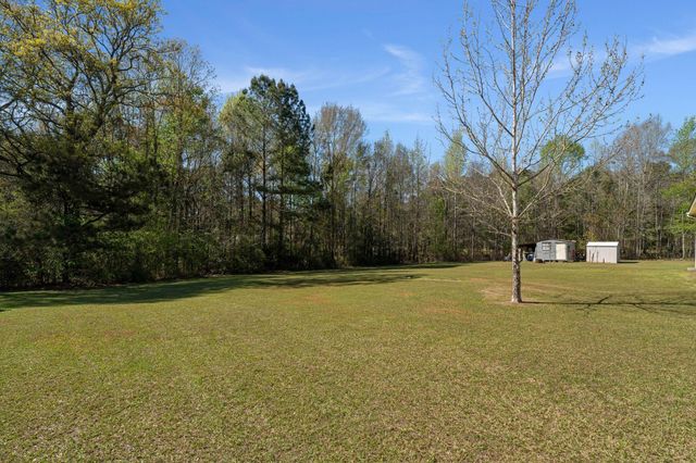 84 Moses Ln., Petal, MS 39465