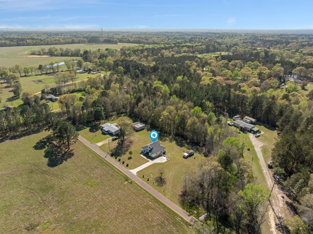 84 Moses Ln., Petal, MS 39465