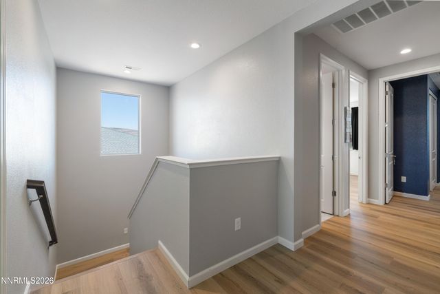 1840 Gold Feldspar Drive, Sparks, NV 89436