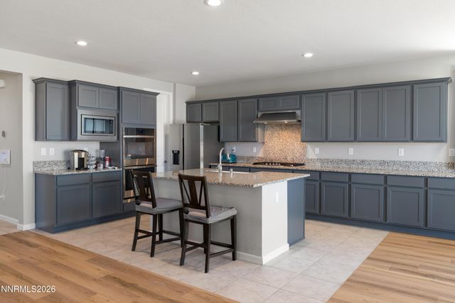 1840 Gold Feldspar Drive, Sparks, NV 89436